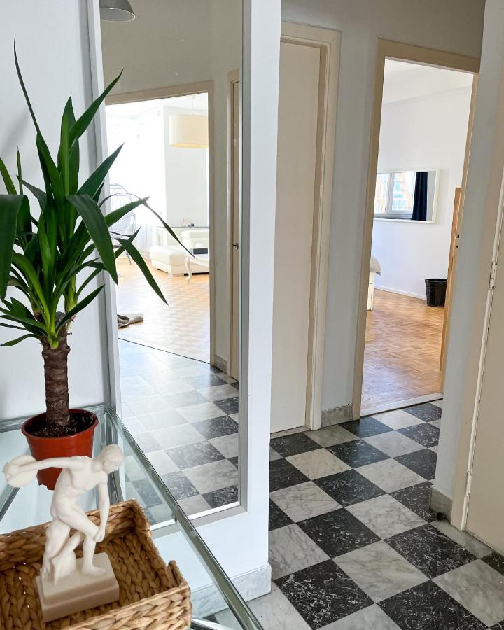 Cosy Two Bedroom Apartment In Брюссель Экстерьер фото